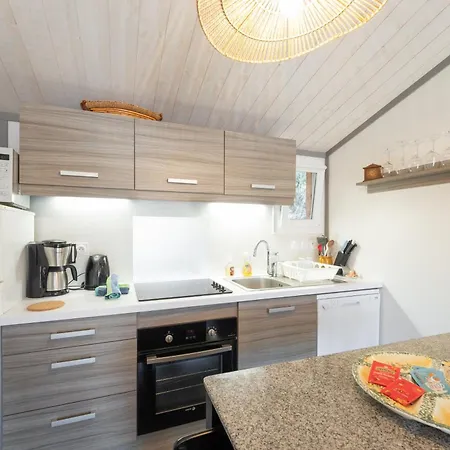 Шале Le Sotre *
